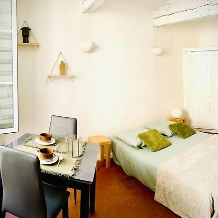 Apartamento Studio L'Olivier Aix-en-Provence Exterior foto
